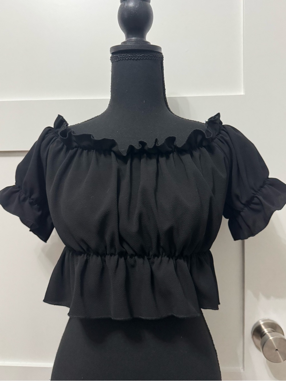 SHEIN Black Ruffled Off-Shoulder Crop Top